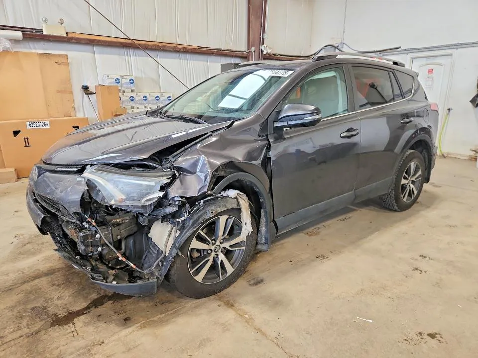 2017 Toyota RAV4 VIN 2T3RFREV3HW570273 фото 1