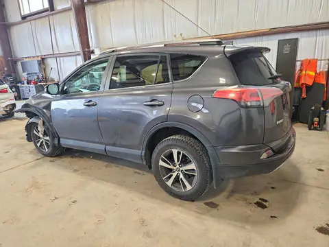 2017 Toyota RAV4 VIN 2T3RFREV3HW570273 фото 2