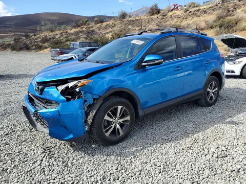 JTMRFREV1JJ747410 — 2018 Toyota RAV4, Передняя часть (Front End), фото до ремонта