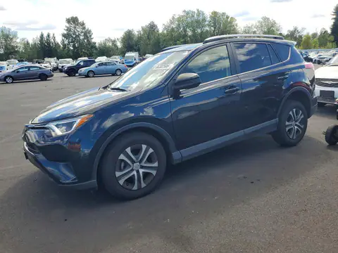 JTMBFREV2JD251340 — 2018 Toyota RAV4, Передняя часть (Front End), фото до ремонта