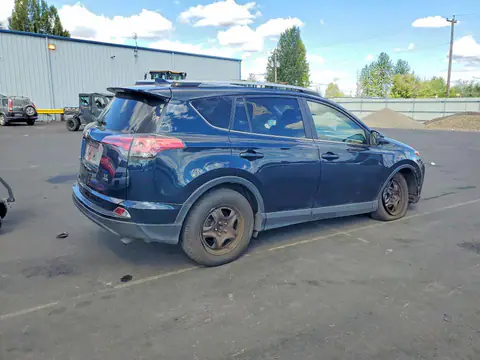 JTMBFREV2JD251340 — 2018 Toyota RAV4, фото 3 с аукциона Copart 14.10.2026, Передняя часть