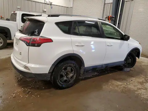 JTMBFREV8JJ741296 — 2018 Toyota RAV4, фото 3 с аукциона Copart 30.09.2026, Передняя часть