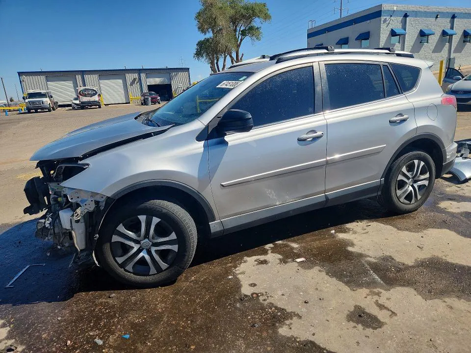 2018 Toyota RAV4 VIN JTMBFREV1JJ202860 фото 1