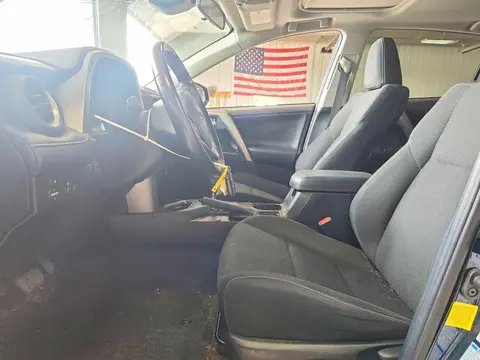2018 TOYOTA RAV4 VIN JTMRFREV0JJ178016 фото 7