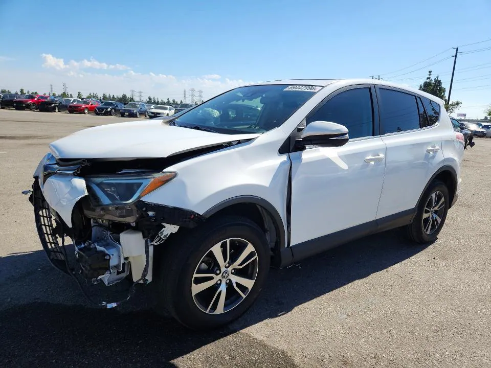 2018 Toyota RAV4 VIN JTMWFREV5JJ206556 фото 1