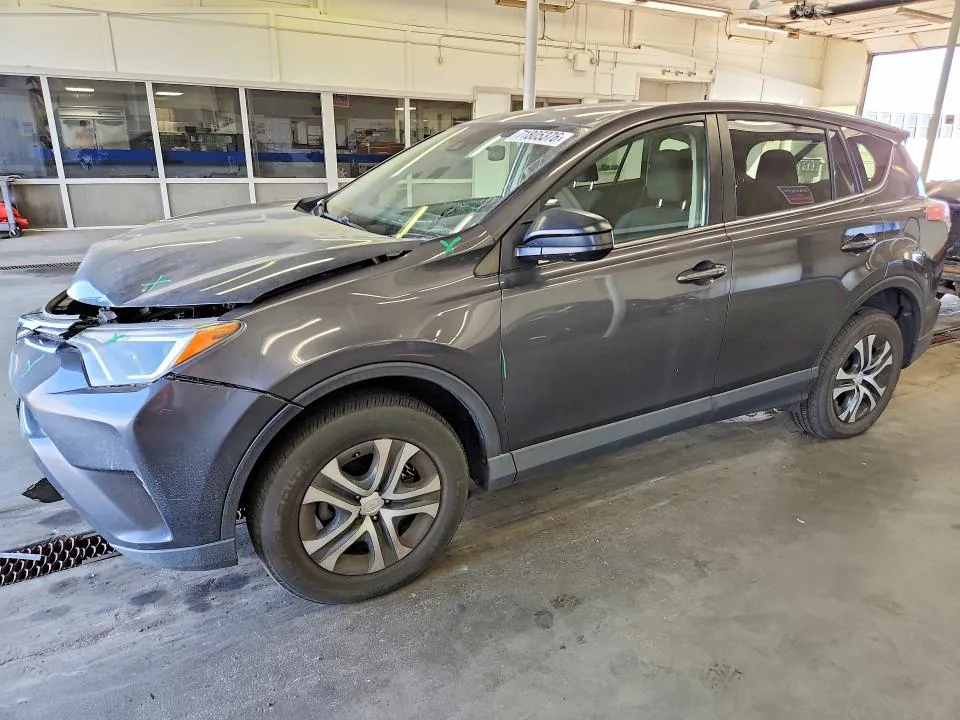 2018 Toyota RAV4 VIN JTMZFREV1JJ188943 фото 1
