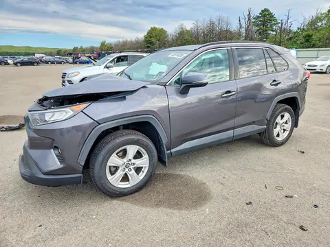 2T3P1RFV2KW076109 — 2019 Toyota RAV4, Передняя часть (Front End), фото до ремонта