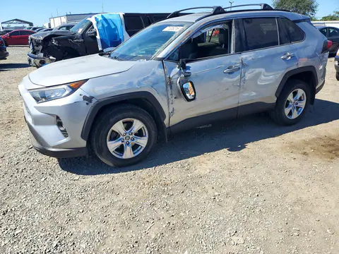 2T3W1RFV5KW043133 — 2019 Toyota RAV4, Боковая часть (Side), фото до ремонта