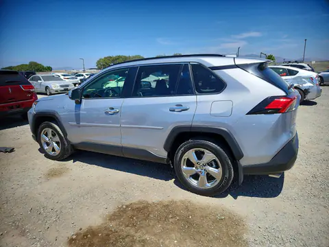2020 Toyota RAV4 VIN JTMDWRFV1LD056520 фото 2