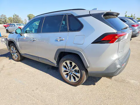 2020 Toyota RAV4 VIN 2T3C1RFV9LW083901 фото 2