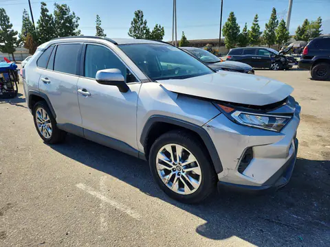 2020 Toyota RAV4 VIN 2T3C1RFV9LW083901 фото 4