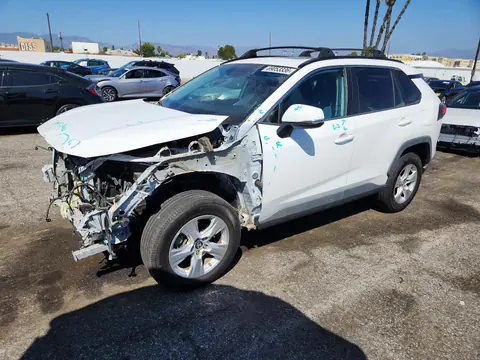 2T3W1RFV4LW075783 — 2020 Toyota RAV4, Передняя часть (Front End), фото до ремонта