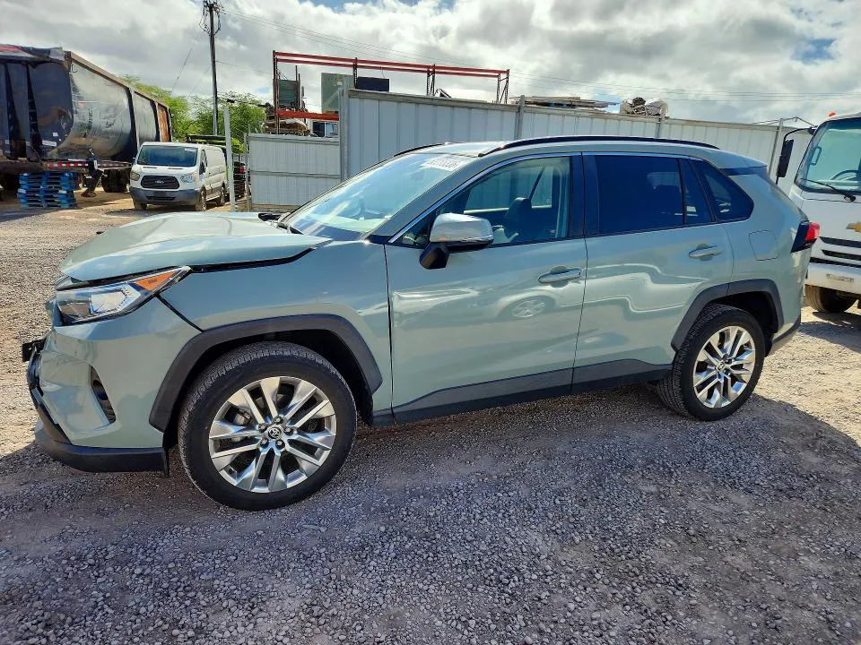2021 Toyota RAV4 VIN JTMC1RFV9MD080138 фото 1