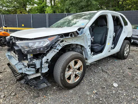 2T3W1RFV0MW156569 — 2021 Toyota RAV4, Боковая часть (Side), фото до ремонта