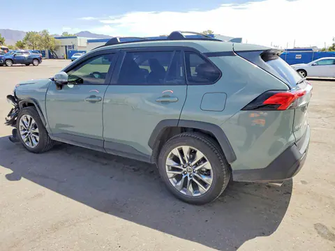 2021 Toyota RAV4 VIN JTMA1RFV5MD076837 фото 2