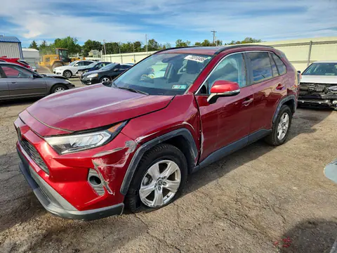 2T3P1RFV3MW246271 — 2021 Toyota RAV4, Передняя часть (Front End), фото до ремонта