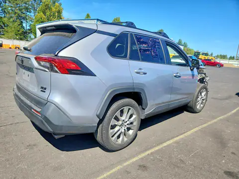 2T3A1RFV9NC289182 — 2022 Toyota RAV4, фото 3 с аукциона Copart 14.10.2026, Передняя часть