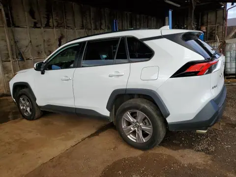 2022 Toyota RAV4 VIN 2T3P1RFV3NW250466 фото 2