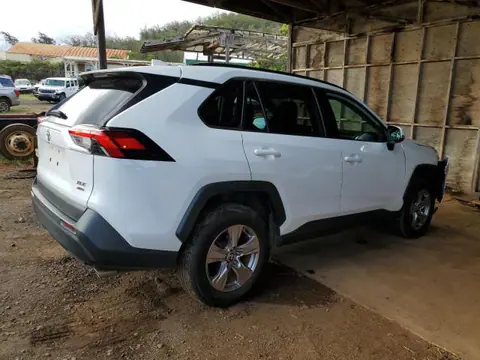 2022 Toyota RAV4 VIN 2T3P1RFV3NW250466 фото 3