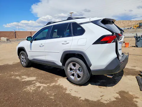 2023 Toyota RAV4 VIN 2T3P1RFV2PC349803 фото 2