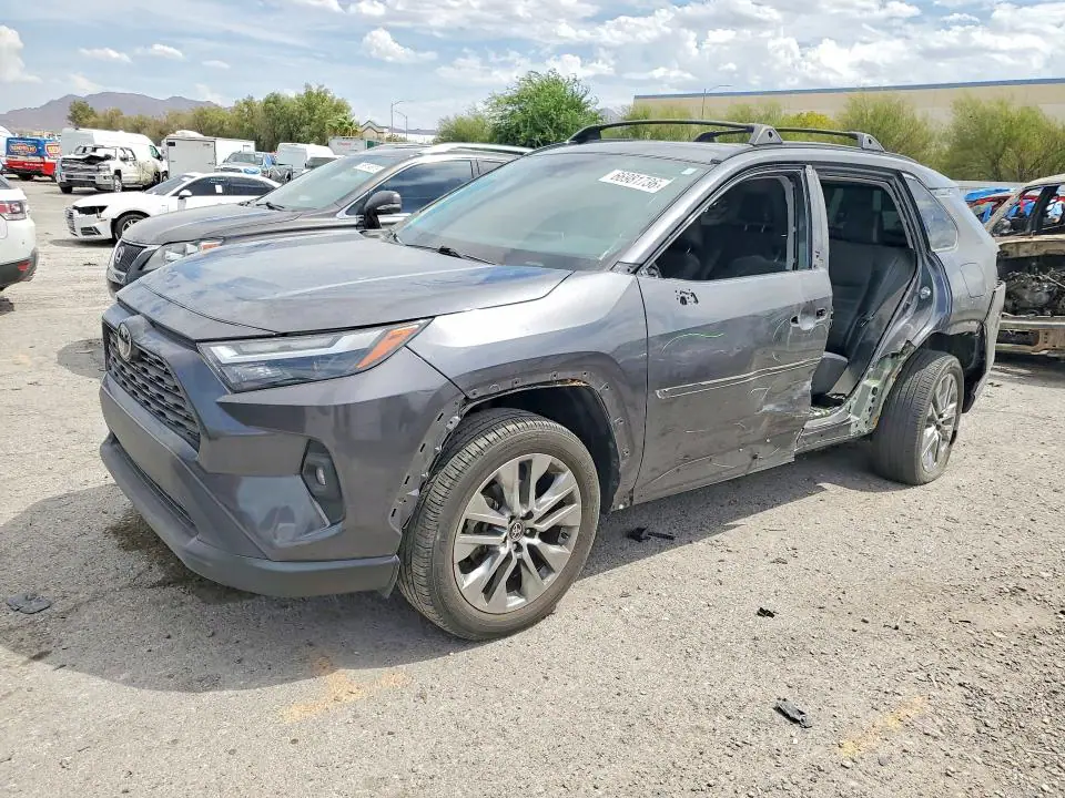 2T3C1RFV1PC237914 Toyota RAV4 2023 — повреждение Задняя часть, фото до ремонта