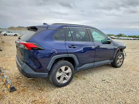 2023 Toyota RAV4 VIN 2T3P1RFV3PW334113 фото 3