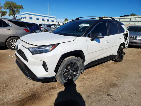 4T3E6RFV4PU131272 — 2023 Toyota RAV4, Задняя часть (Rear End), фото до ремонта