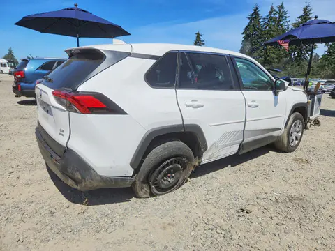 2024 Toyota RAV4 VIN 2T3G1RFV6RW415240 фото 3