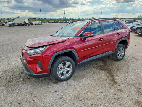 2T3W1RFV8RW344585 — 2024 Toyota RAV4, Повреждения со всех сторон (All Over), фото до ремонта