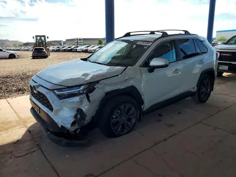 2T3B6RFVXRW057779 — 2024 Toyota RAV4, Передняя часть (Front End), фото до ремонта