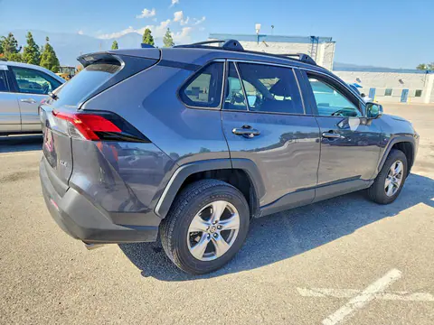 2025 Toyota RAV4 VIN 2T3W1RFV0SW395679 фото 3
