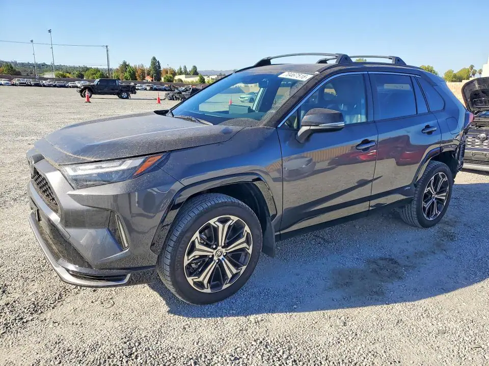 JTMEB3FV8SD292593 Toyota RAV4 2025 — повреждение Задняя часть, фото до ремонта