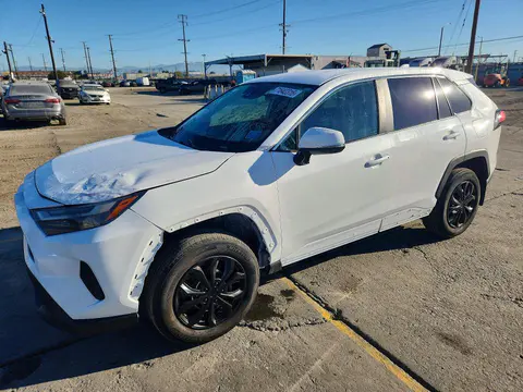 2T3K1RFVXSW437340 — 2025 Toyota RAV4, Передняя часть (Front End), фото до ремонта