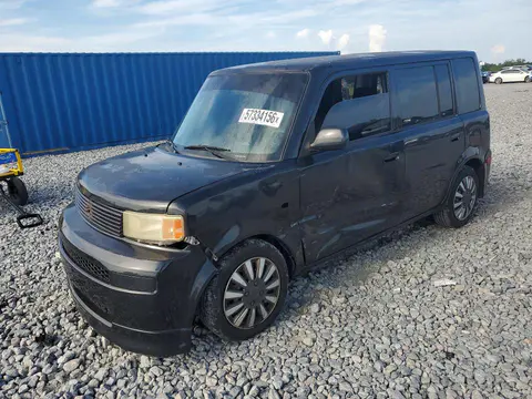 JTLKT324564049007 — 2006 Toyota Scion, Боковая часть (Side), фото до ремонта