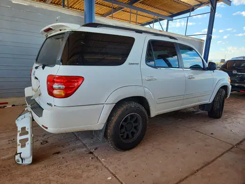 2003 Toyota Sequoia Limited VIN 5TDZT38A83S144779 фото 3