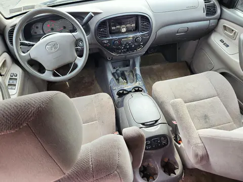 2004 Toyota Sequoia Sr5 VIN 5TDBT44A64S226024 фото 8