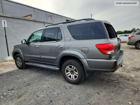 2005 Toyota Sequoia Sr5 VIN 5TDBT44A55S242961 фото 2