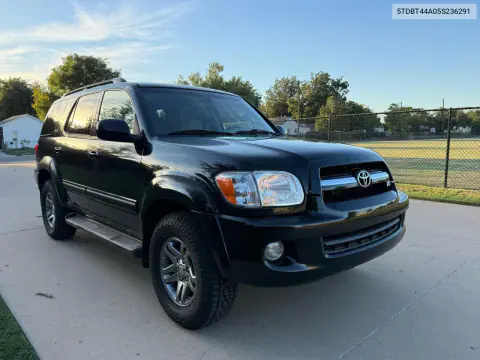 5TDBT44A05S236291 — 2005 Toyota Sequoia, Мелкие вмятины и царапины, фото до ремонта