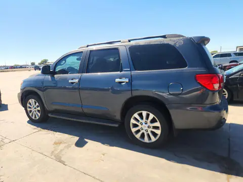 2008 Toyota Sequoia Limited VIN 5TDZY68A28S013339 фото 2