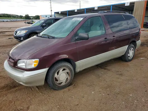 4T3ZF13C5YU213793 — 2000 Toyota Sienna, Задняя часть (Rear End), фото до ремонта