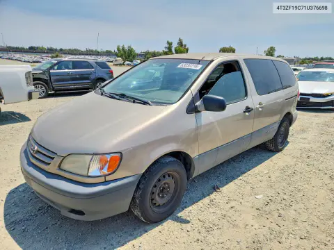 4T3ZF19C71U376698 — 2001 Toyota Sienna, Передняя часть, фото до ремонта