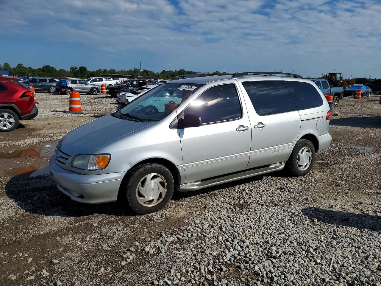 2002 Toyota Sienna Le VIN 4T3ZF13C92U501131 фото 1