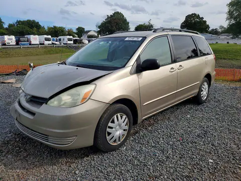5TDZA23C84S051707 — 2004 Toyota Sienna, Передняя часть (Front End), фото до ремонта