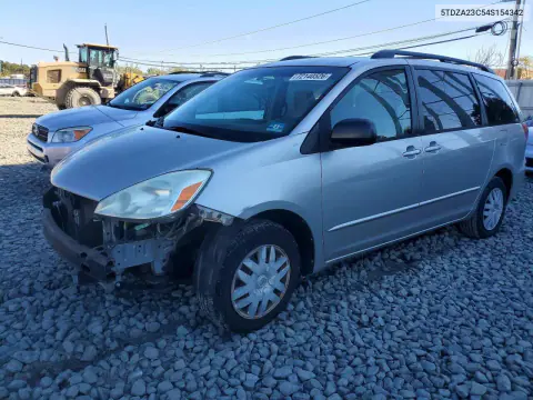 5TDZA23C54S154342 — 2004 Toyota Sienna, Передняя часть, фото до ремонта