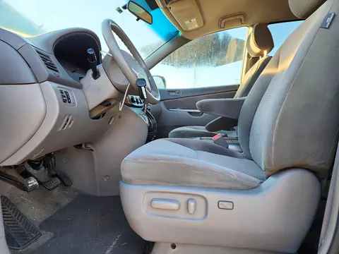 2006 Toyota Sienna Le 7 Passenger VIN 5TDZA23C96S536084 фото 7