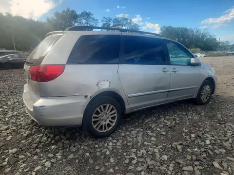 2008 Toyota Sienna Xle Limited VIN 5TDBK22C38S018121 фото 3