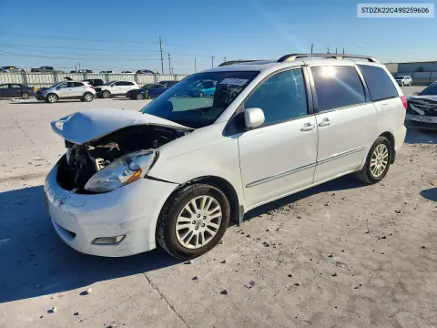 5TDZK22C49S259606 — 2009 Toyota Sienna, Передняя часть, фото до ремонта
