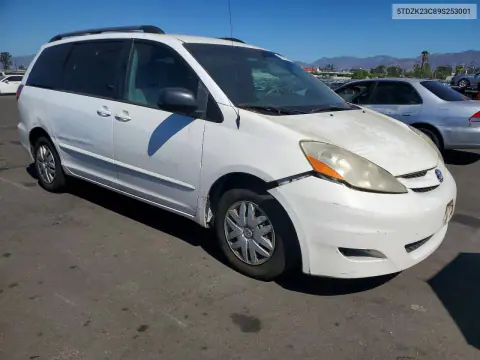 2009 Toyota Sienna Le 8-Passenger VIN 5TDZK23C89S253001 фото 4