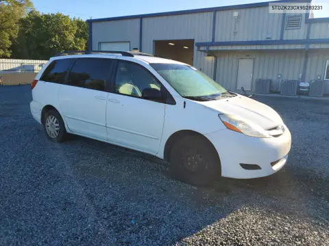2009 Toyota Sienna Le 8-Passenger VIN 5TDZK23CX9S283231 фото 4