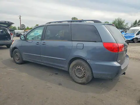 2010 TOYOTA SIENNA VIN 5TDKK4CC9AS305950 фото 2